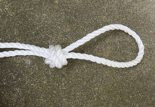 剪一条1/2英寸的绳子
